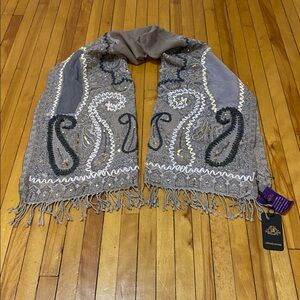 Ahujasons 100% Merino Wool Embroidered Scarf Wrap Pashmina Shawl India NWT